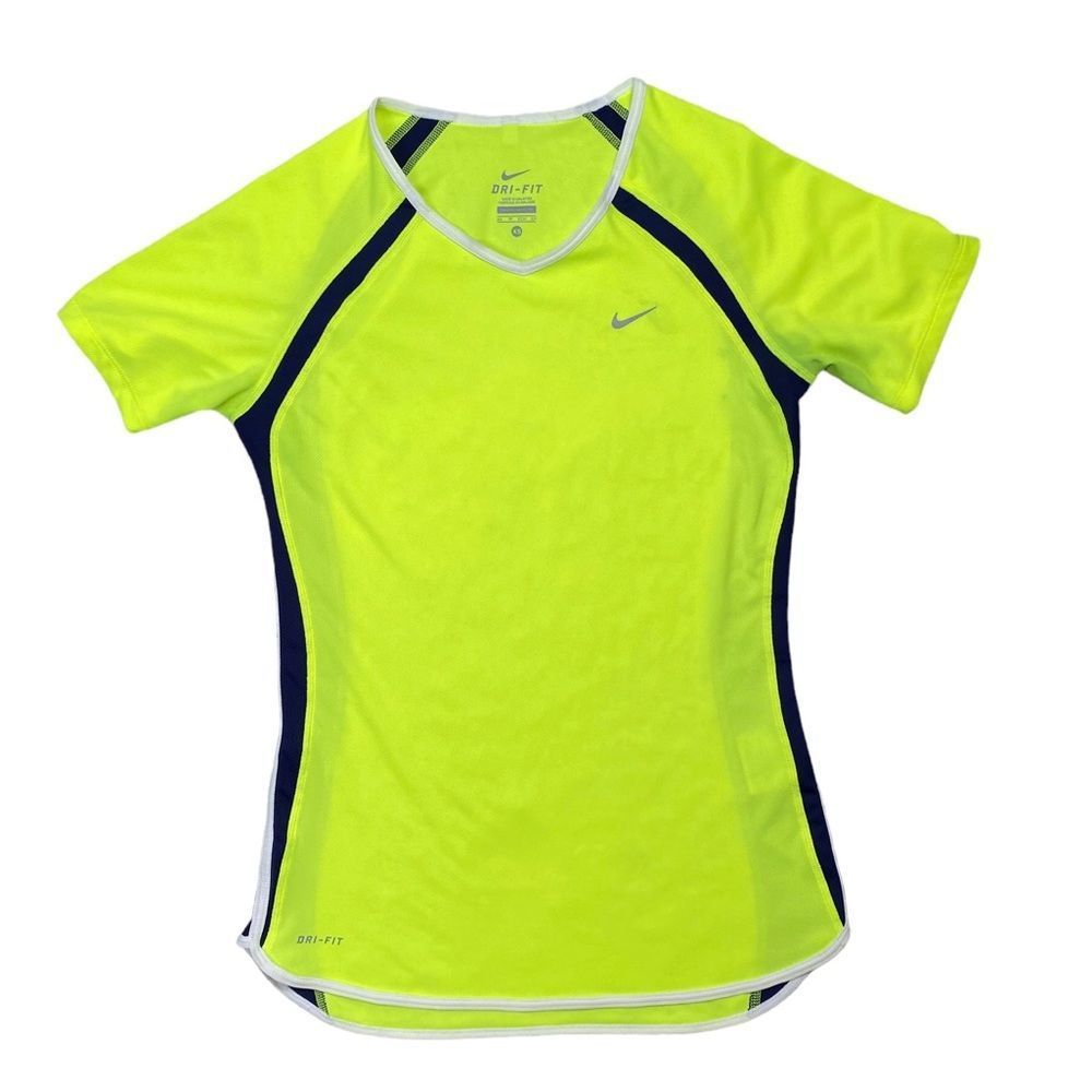Nike Dri Fit Shirt - XS